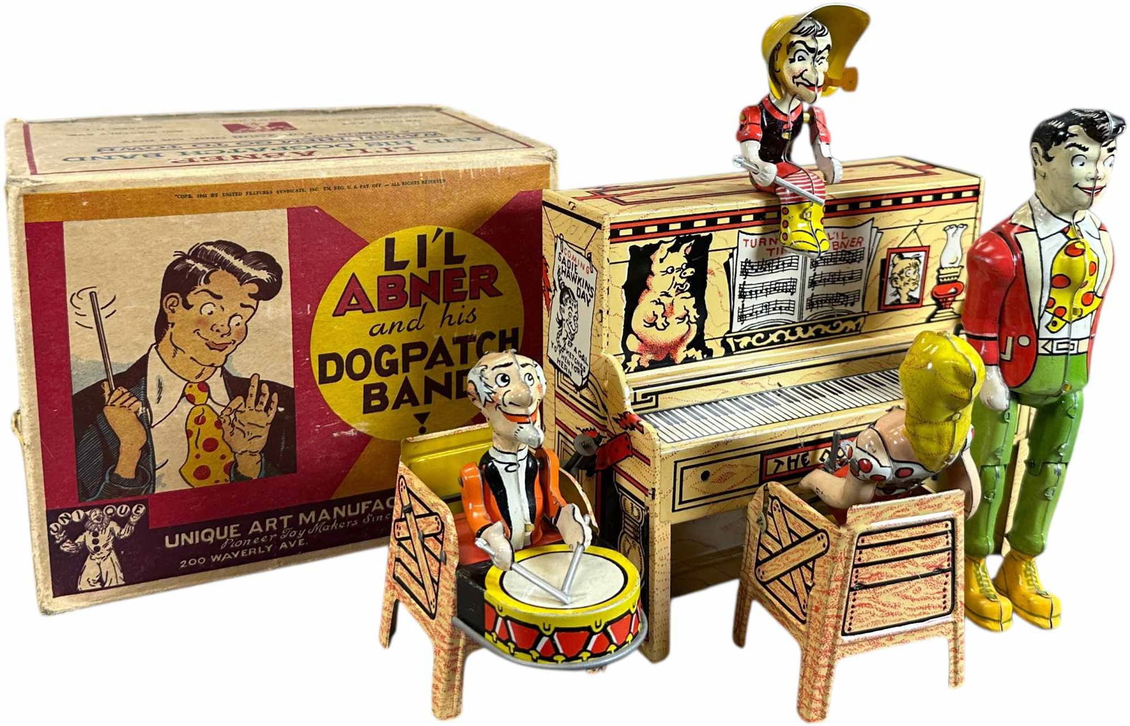 BOXED UNIQUE ART LIL ABNER DOGPATCH BAND (1 of 8)