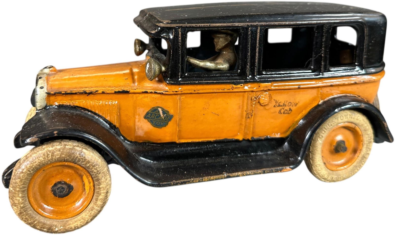 ARCADE FLAT TOP YELLOW CAB TAXI (1 of 8)