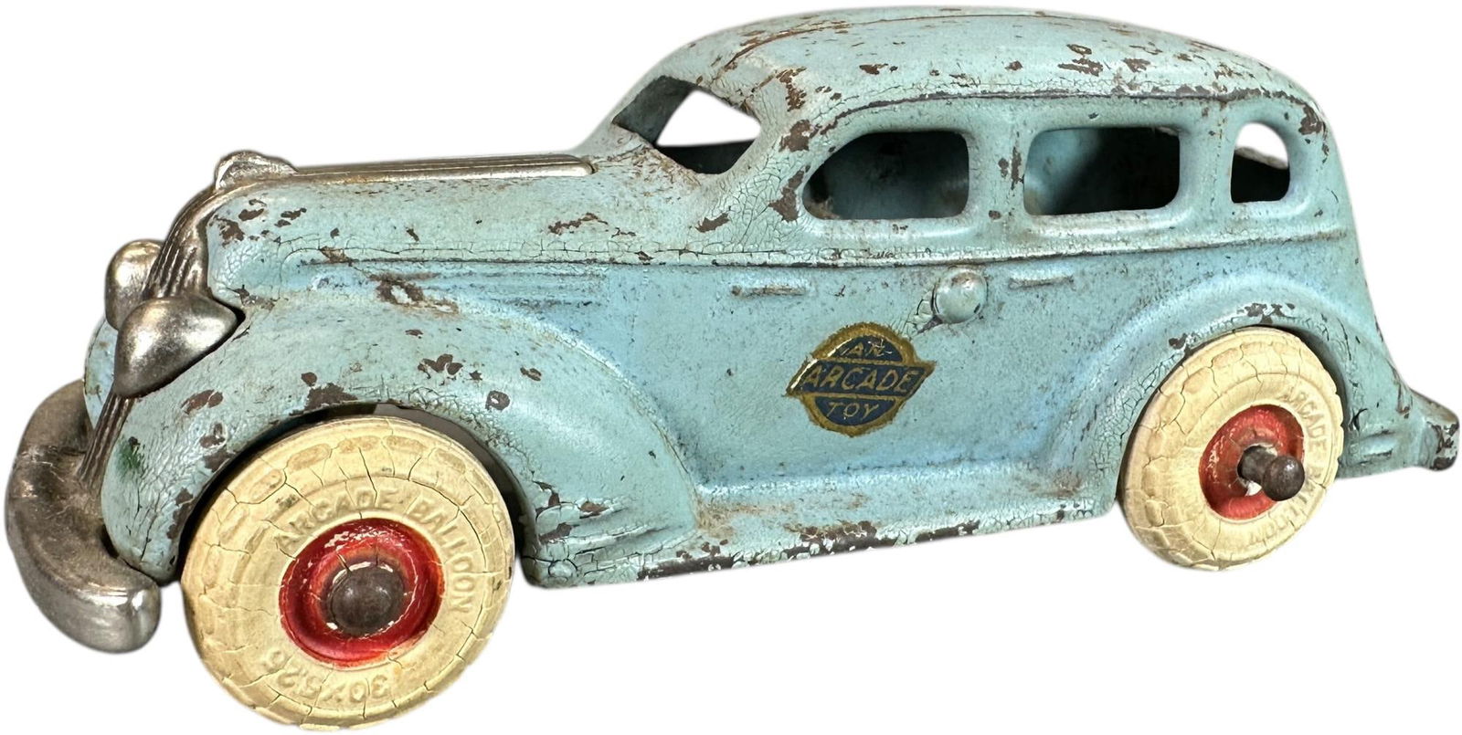 ARCADE PONTIAC SEDAN W/NICKEL GRILLE (1 of 8)