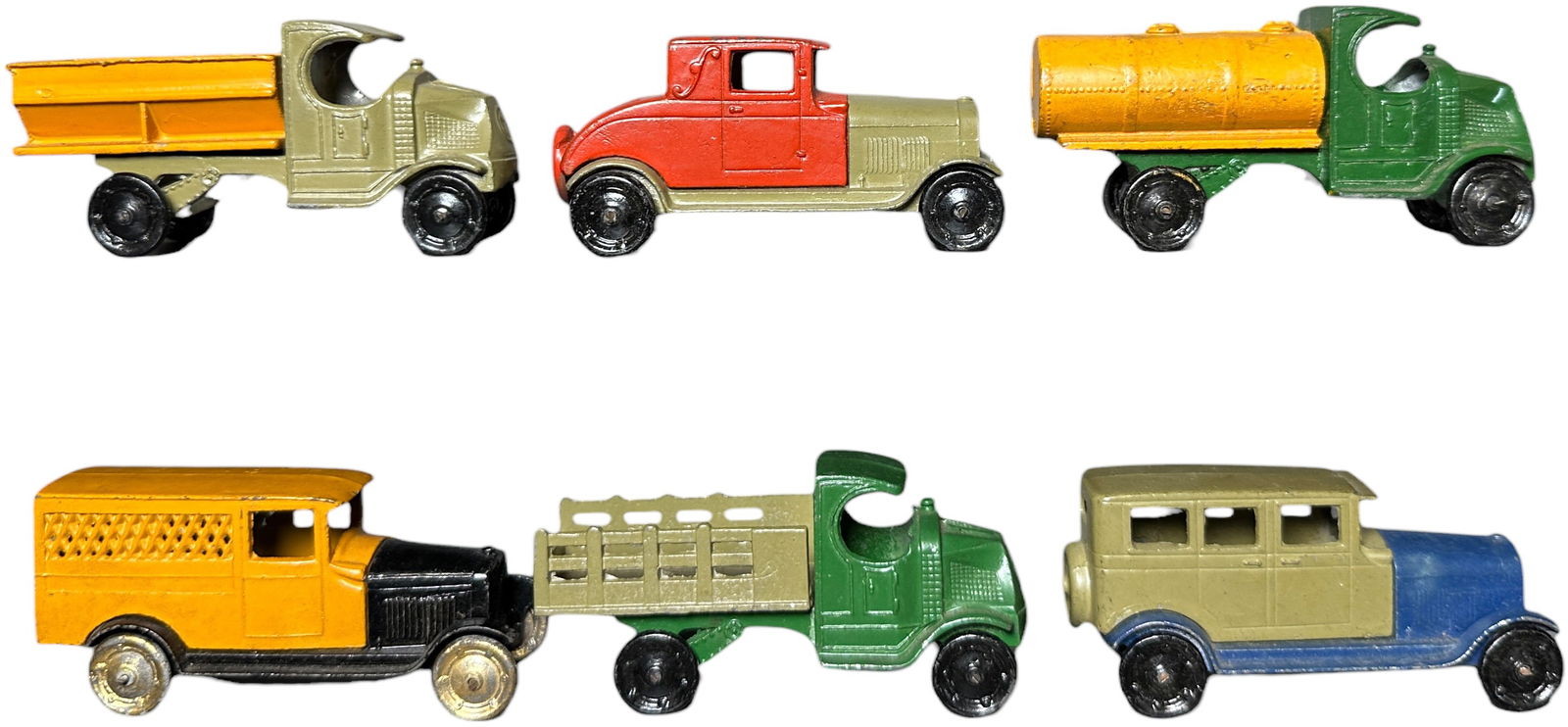 GROUPING OF SIX TOOTSIETOY VEHICLES (1 of 6)
