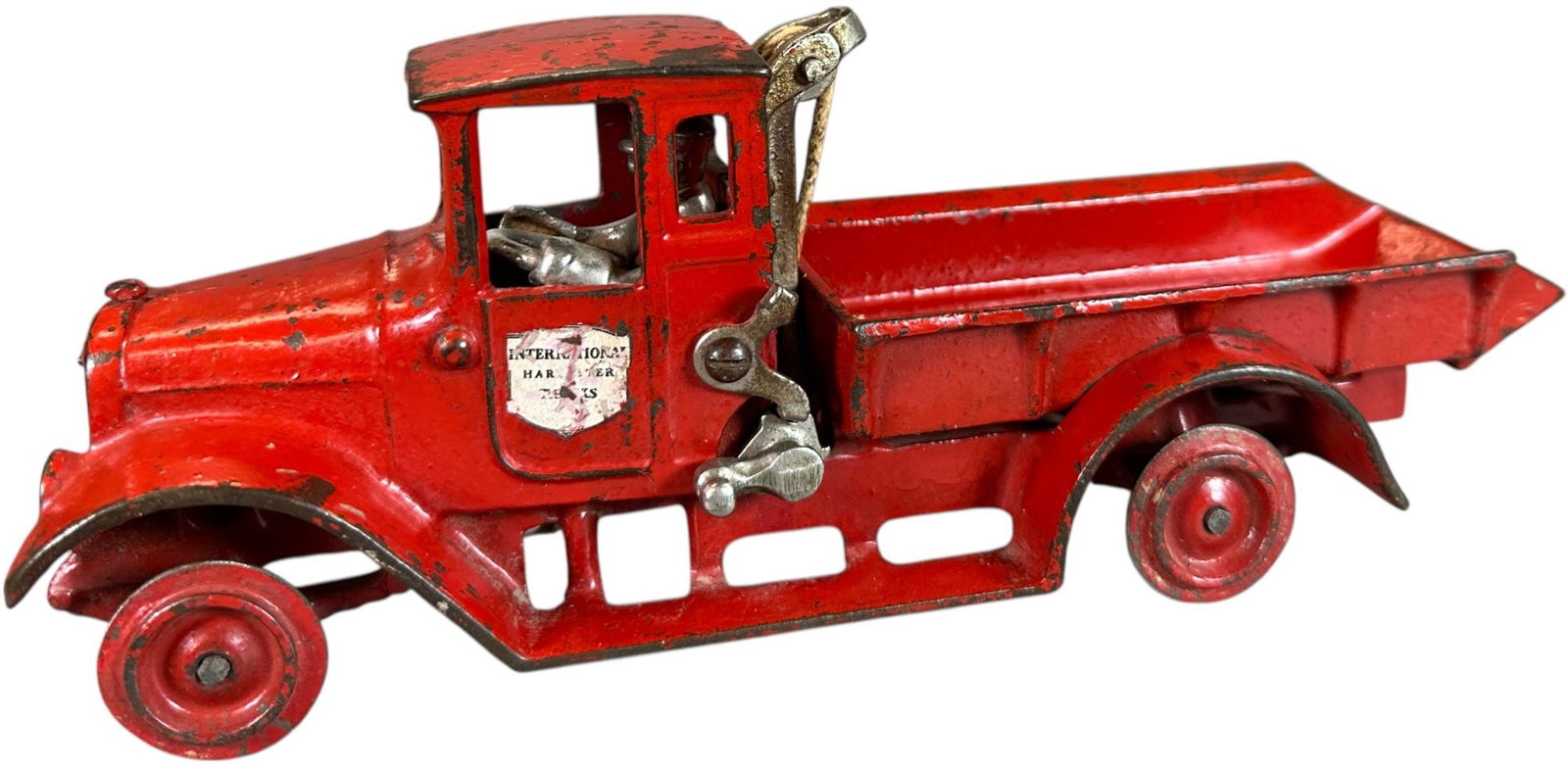 ARCADE IH RED BABY DUMP (1 of 10)