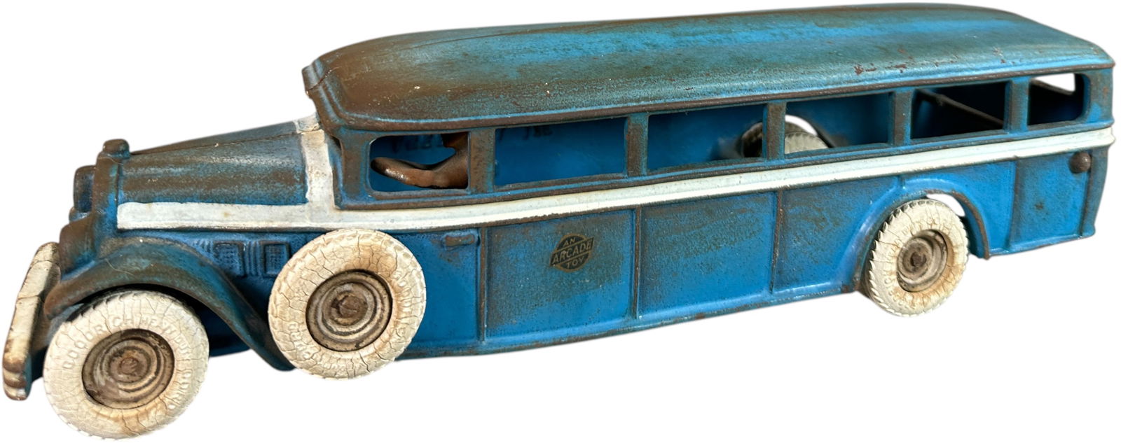 ARCADE WHITE 6 BUS (1 of 9)