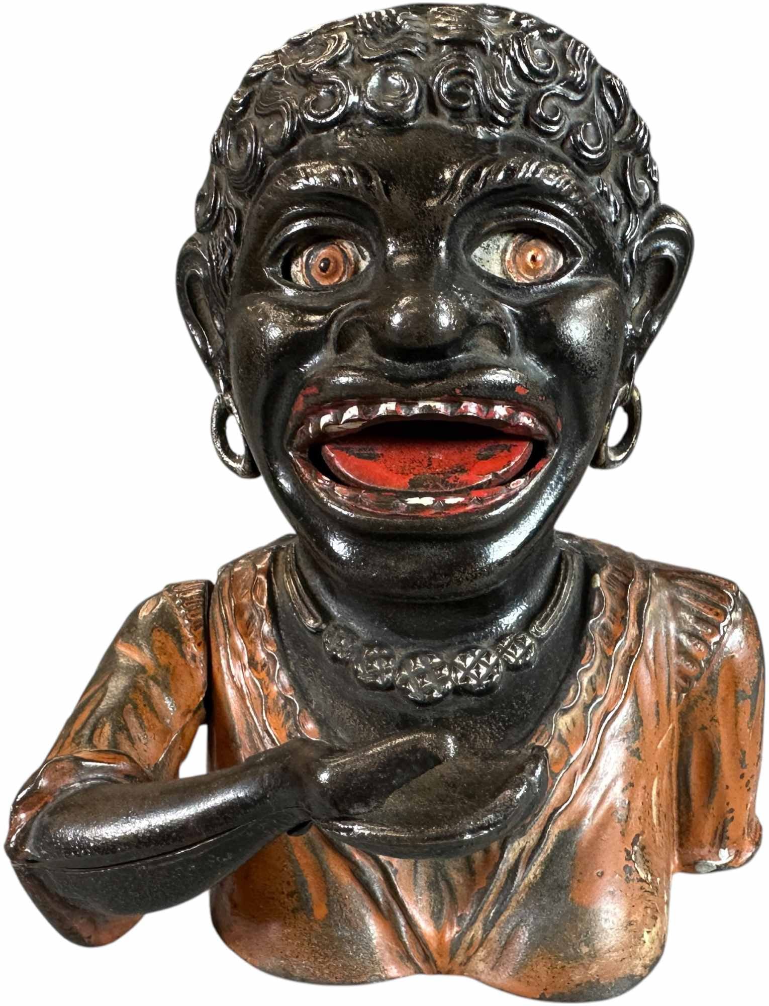 DINAH SHORT SLEEVE MECHANICAL BANK - VARIATION (1 of 9)