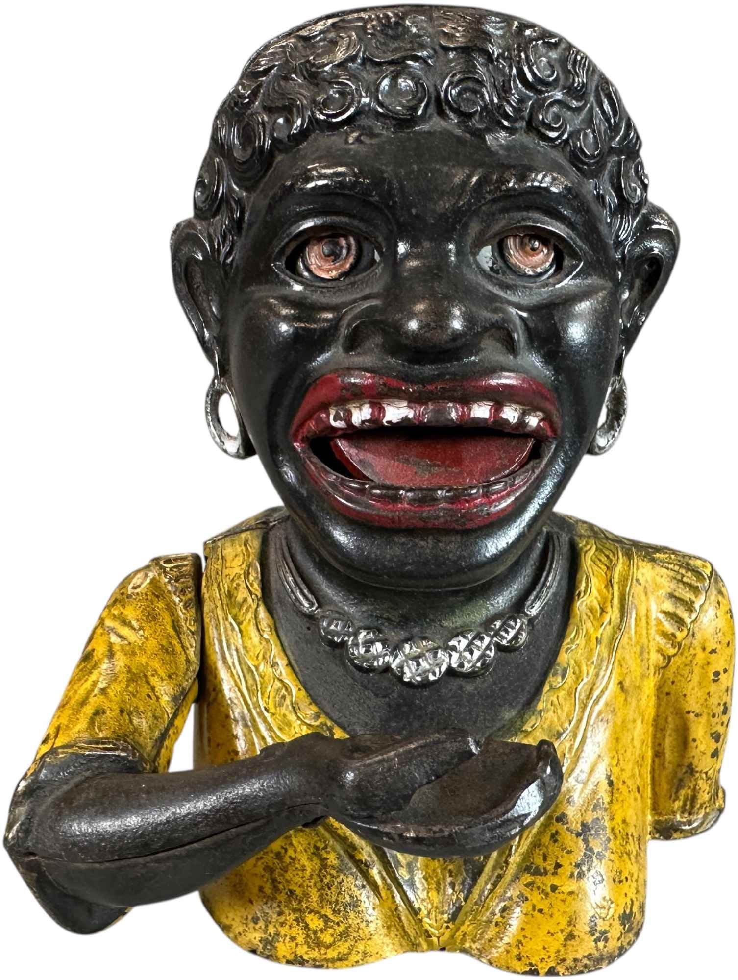 DINAH SHORT SLEEVE MECHANICAL BANK (1 of 8)