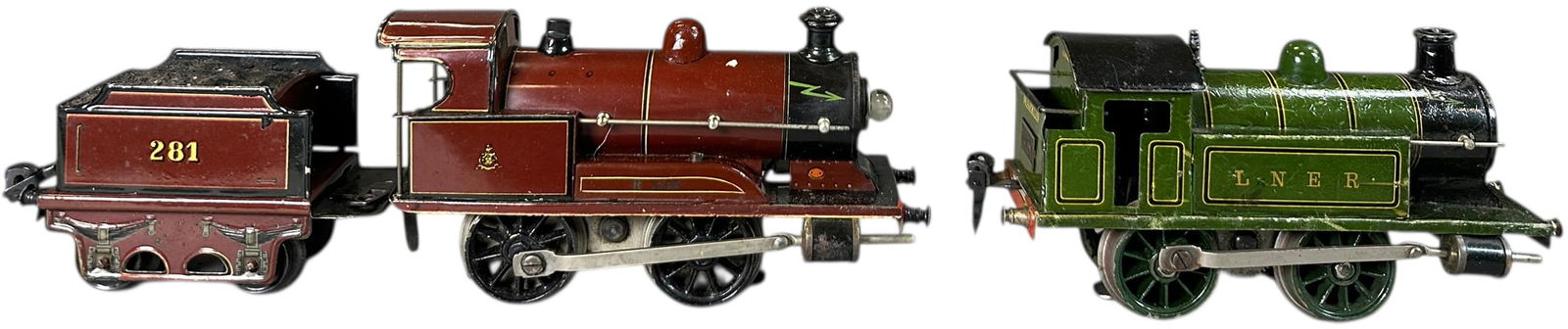 MARKLIN O GAUGE BRITISH OUTLINE LOCOMOTIVES: 11. MARKLIN O GAUGE BRITISH OUTLINE LOCOMOTIVES | O gauge, clockwork, hand painted. | 7" l. loco | (Excellent to Pristine Condition) | $700 - $1,400