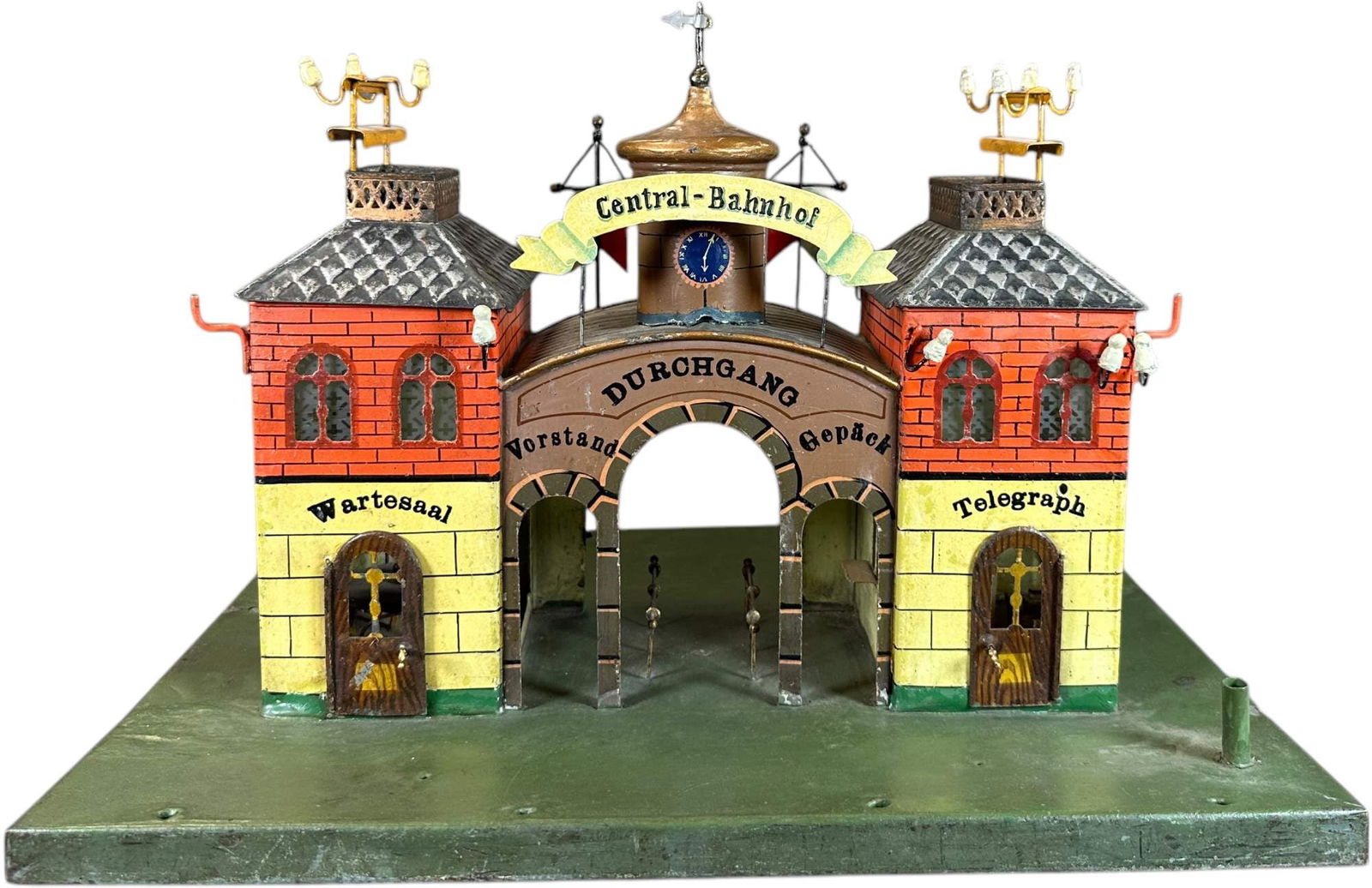 MARKLIN ONION DOME STATION (1 of 11)