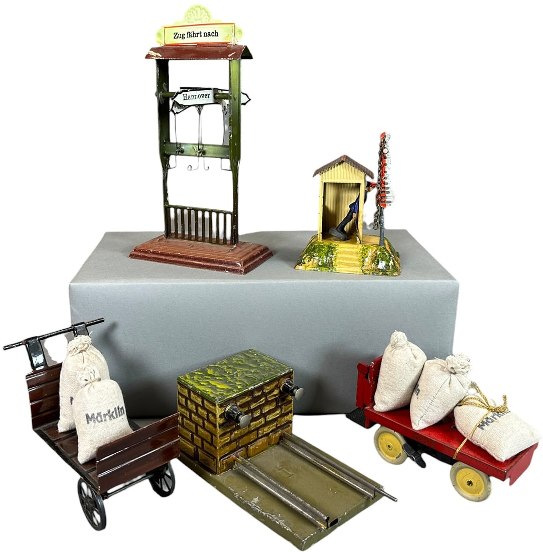 MARKLIN DESTINATION BOARD & ACCESSORIES (1 of 6)