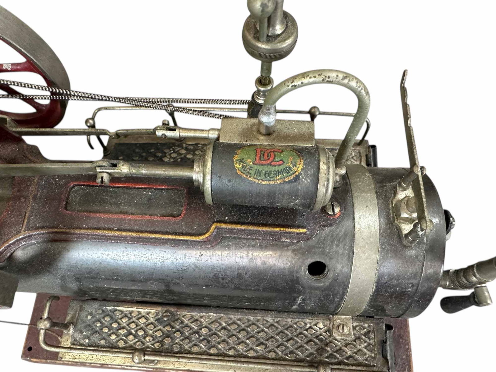 DOLL OVERTYPE STEAM ENGINE - 7
