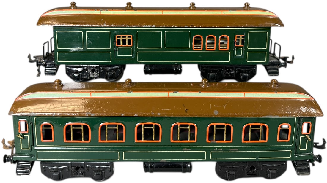 BING CONTINENTAL PASSENGER CARS: 172. BING CONTINENTAL PASSENGER CARS | O gauge, hand painted. | 11.5" l. loco | (Pristine Condition) | $1,000 - $2,000