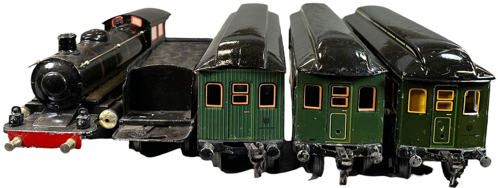MARKLIN PASSENGER TRAIN SET - 3