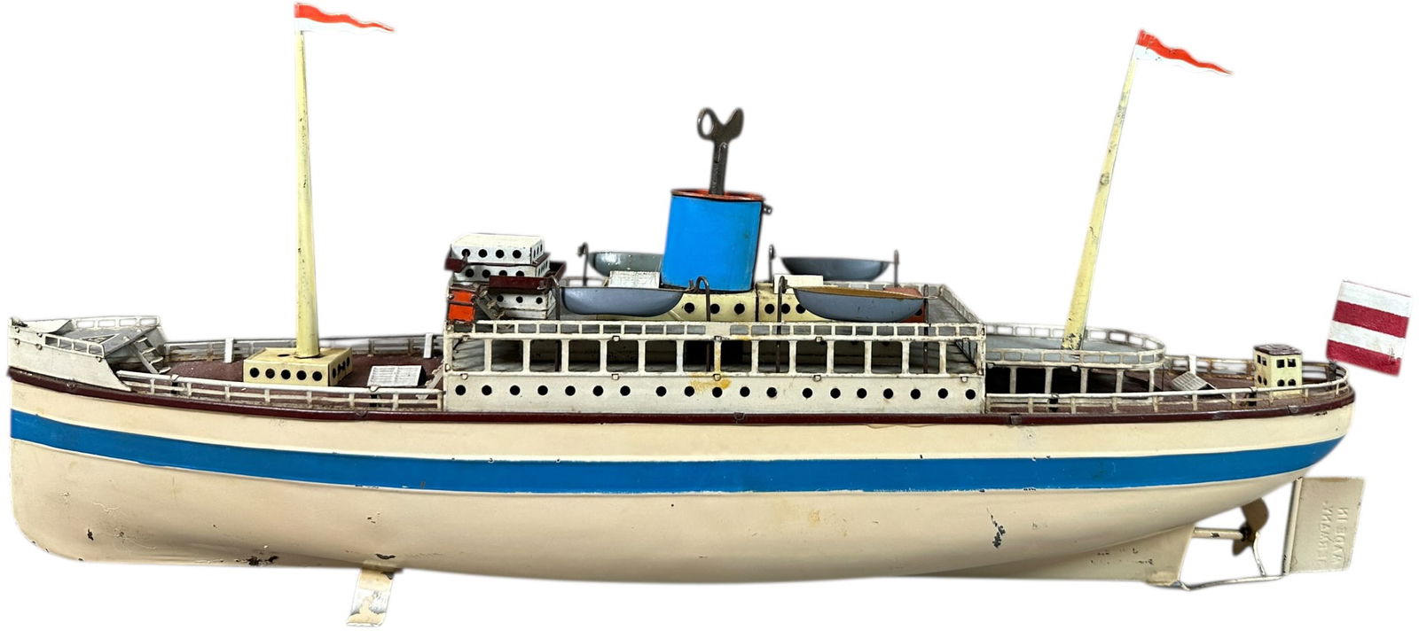 FLEISCHMANN OCEAN LINER (1 of 8)