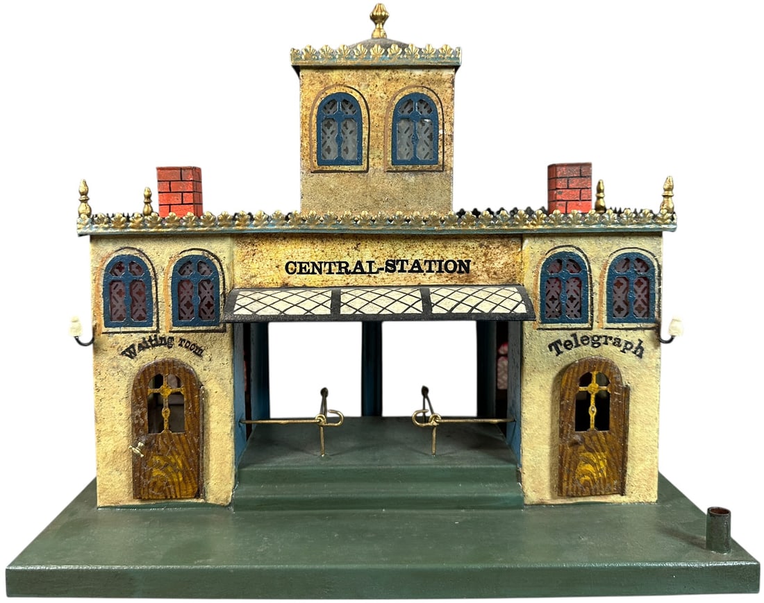 MARKLIN CENTRAL STATION: 272. MARKLIN CENTRAL STATION | Gauge 1, hand painted. Ex: The Tony Cuff UK Collection. | 14.5 x 8 x 14.5" lwh. | Station is authentic however has repaint in areas throughout, (Very Good Condition) | $