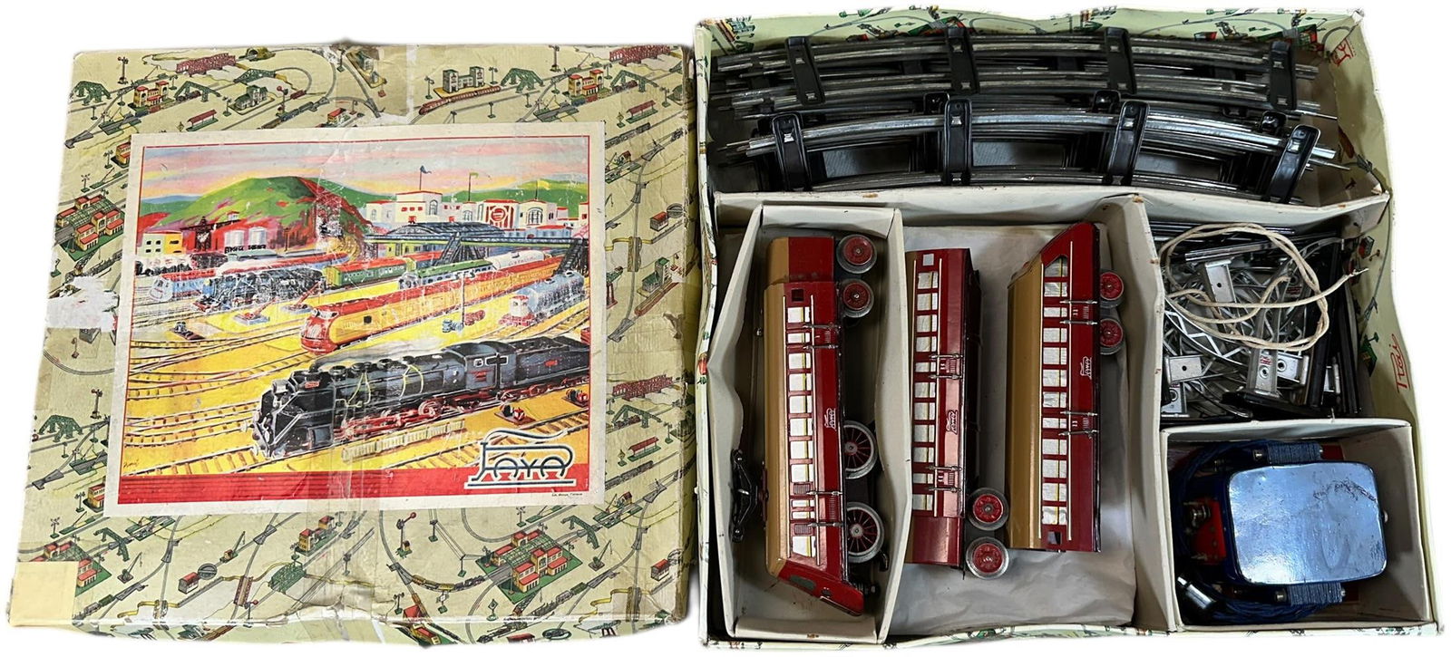 BOXED RARE PAYA TINPLATE TRAM SET (1 of 9)