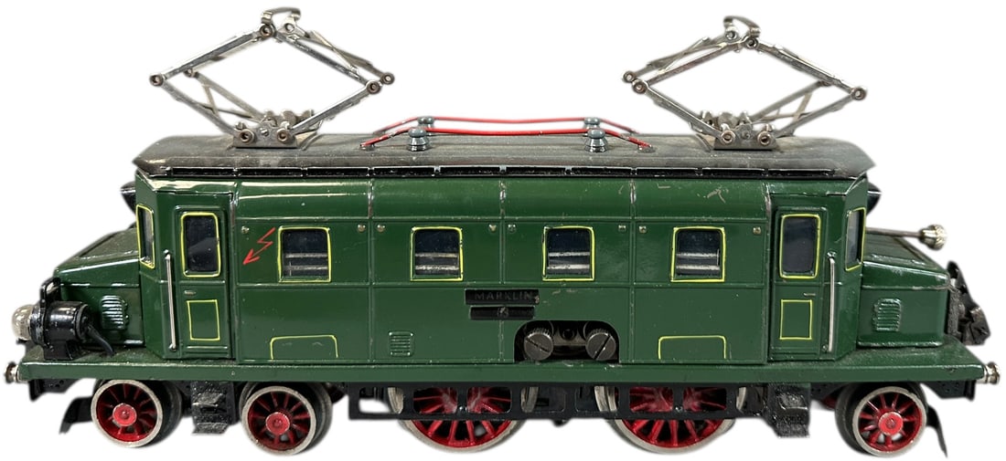 MARKLIN SWISS ELECTRIC LOCOMOTIVE: 290. MARKLIN SWISS ELECTRIC LOCOMOTIVE | O gauge, electric. | 10.5" l. | (Excellent to Pristine Condition) | $400 - $700