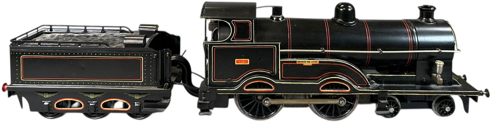 MARKLIN DELUXE LIVE STEAM LOCOMOTIVE (1 of 7)