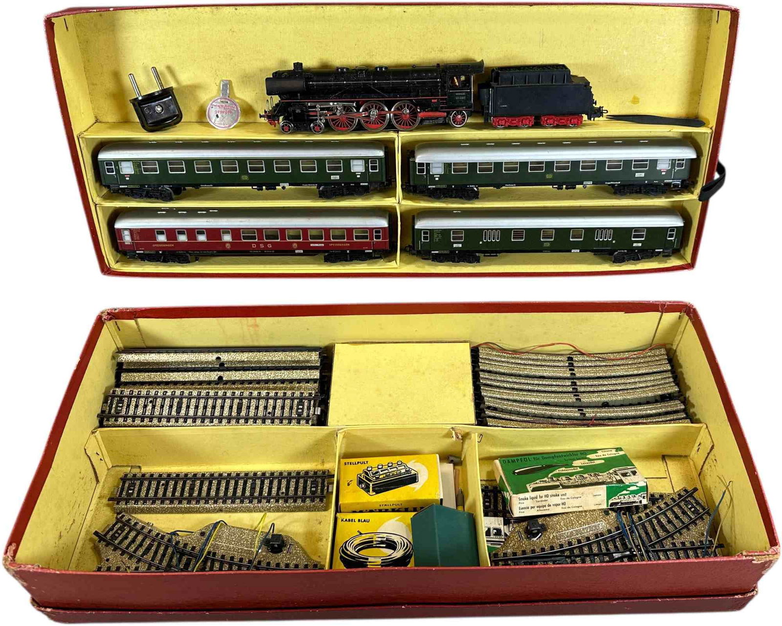 BOXED MARKLIN HO SCALE 3148 SET: 362. BOXED MARKLIN HO SCALE 3148 SET | HO scale, 3-rail electric. | 7.5" l. loco | (Excellent Condition) | $150 - $300