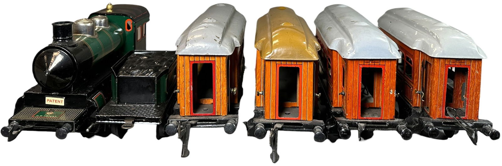CLOCKWORK BING TEAK PASSENGER TRAIN SET - 3