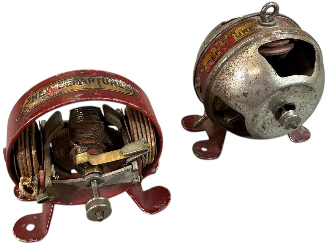 LIONEL NEW DEPARTURE ELECTRIC MOTORS: 443. LIONEL NEW DEPARTURE ELECTRIC MOTORS | Provenance: Bradley Kaplan Collection. | 3.5" l. | One motor missing covers, (Excellent Condition) | $350 - $700