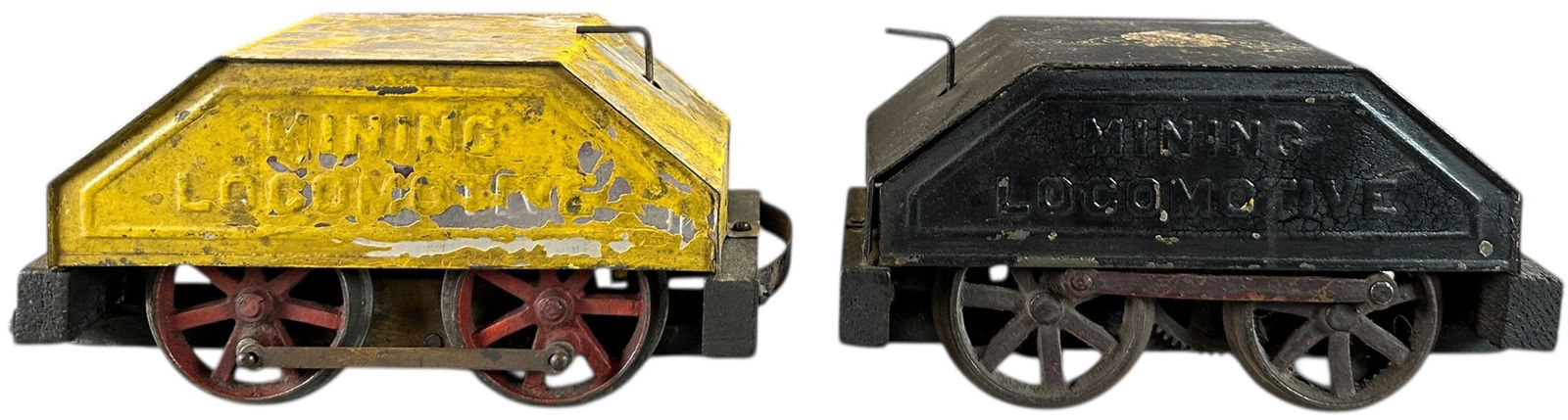 CARLISLE & FINCH MINING LOCOMOTIVES: 459. CARLISLE & FINCH MINING LOCOMOTIVES | 2" gauge. | 7.5" l. | Black loco is old overpaint, (Very Good Condition) | $300 - $600