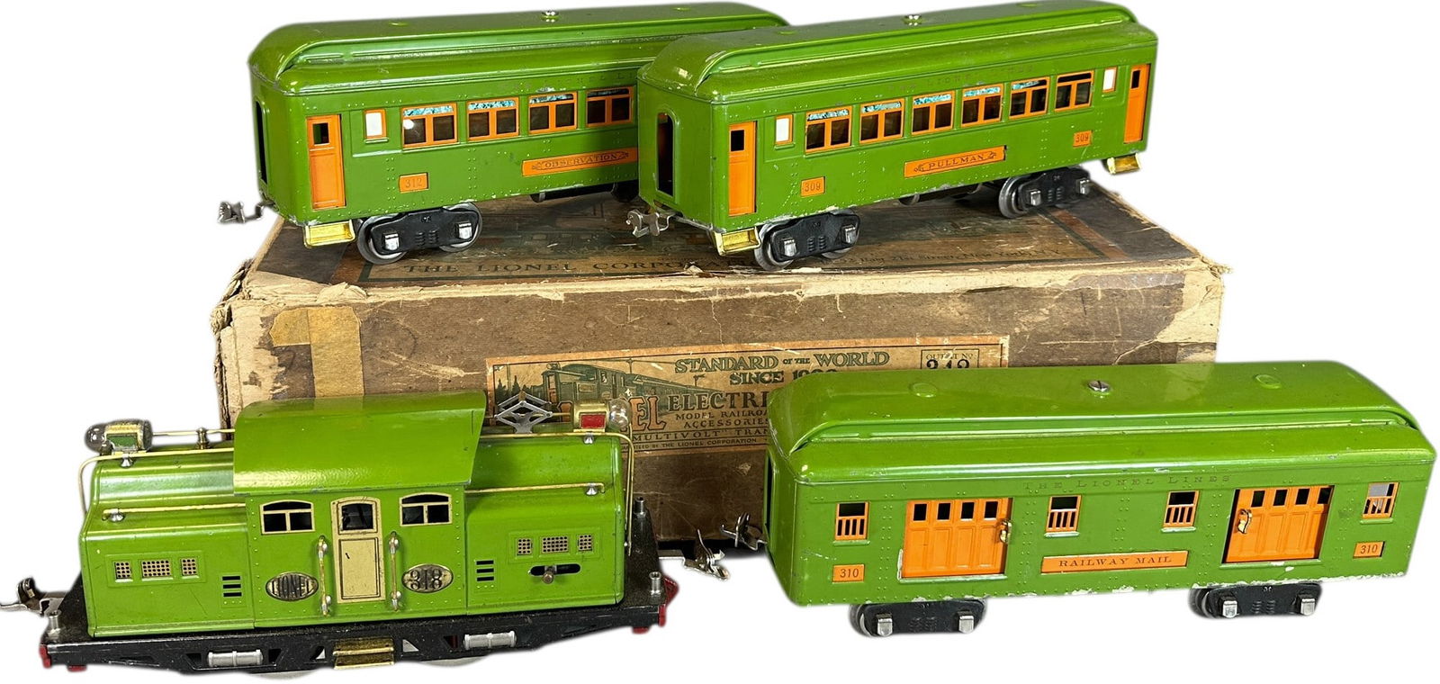 BOXED LIONEL OUTFIT NO.342 PASSENGER TRAIN SET (1 of 6)