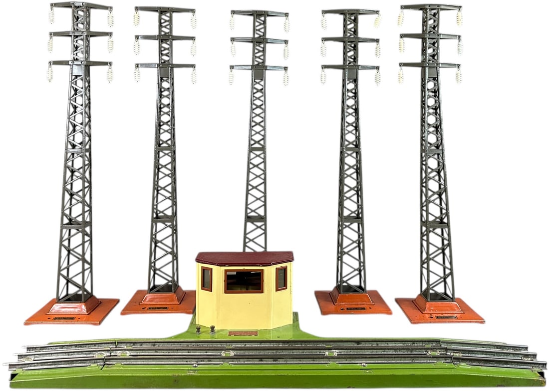 LIONEL NO.441 SCALE & NO.94 TOWERS: 479. LIONEL NO.441 SCALE & NO.94 TOWERS | Standard gauge. | 28.5" l. | Some small holes added to tower bases, otherwise (Excellent Condition) | $300 - $600