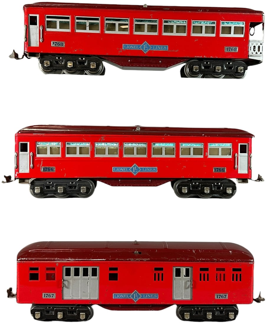 LIONEL 1700 SERIES PASSENGER CARS (1 of 6)