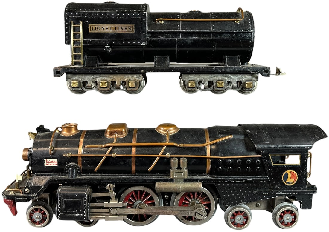 LIONEL 400E LOCOMOTIVE: 495. LIONEL 400E LOCOMOTIVE | Standard gauge. | 18.5" l. loco | Pony and trailing truck wheels replaced, (Very Good to Excellent Condition) | $700 - $1,400