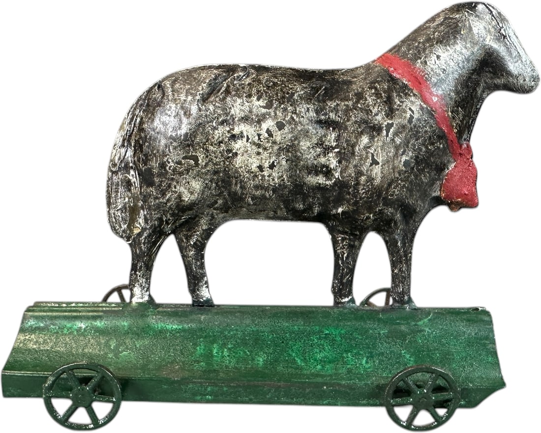 FALLOWS BLACK SHEEP ON PLATFORM - 2