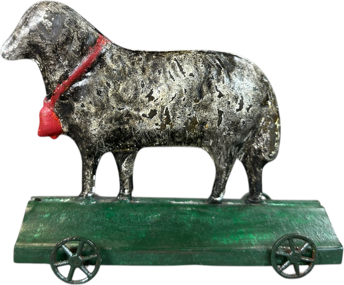 FALLOWS BLACK SHEEP ON PLATFORM - 6