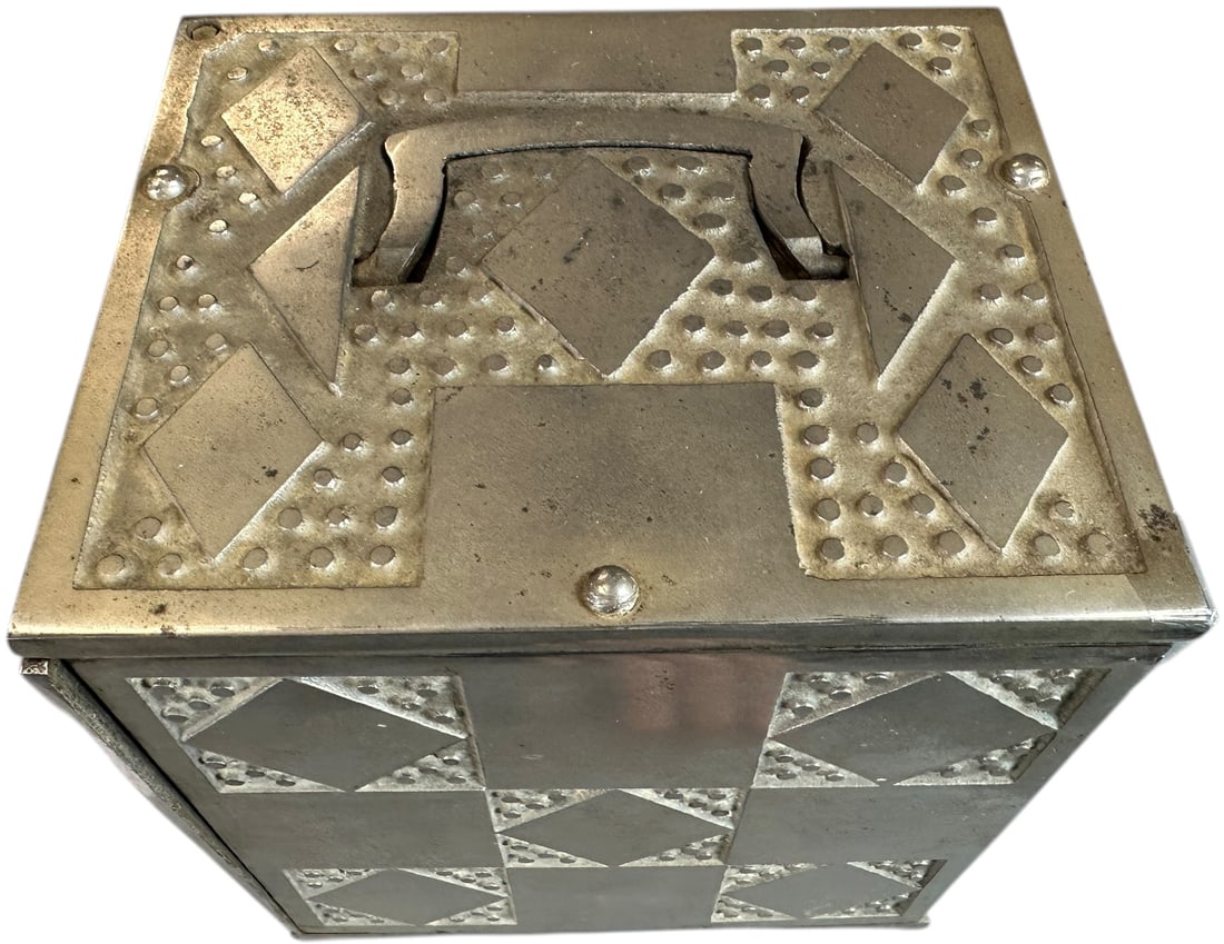 ORIGINAL EAGLE CLOTHING SAFE - 5