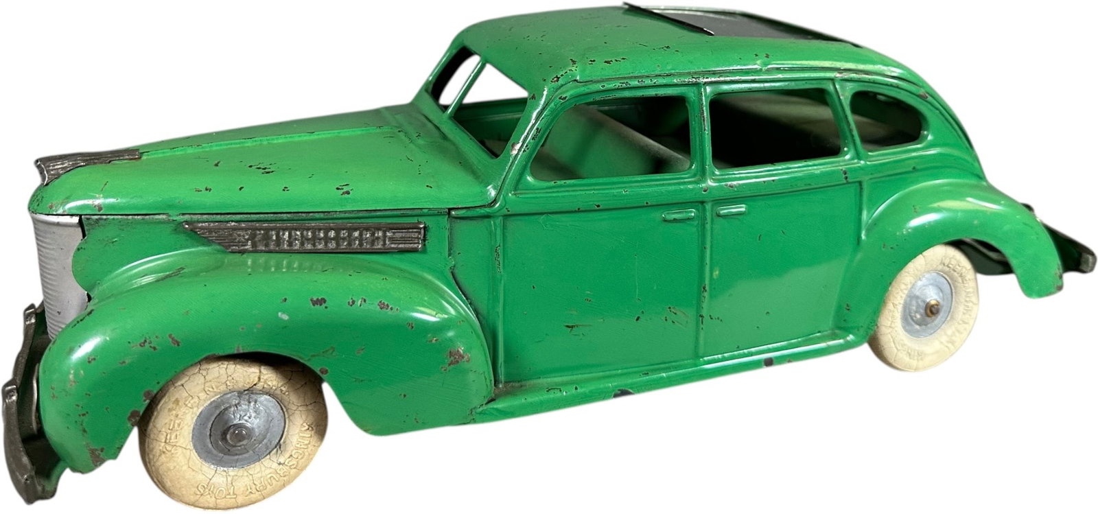 KINGSBURY SKY-VIEW DESOTO SEDAN: 1474. KINGSBURY SKY-VIEW DESOTO SEDAN | USA, wind-up motor driven. | 14" l. | Clean original example has typical playwear to edges, (Excellent Condition) | $300 - $500