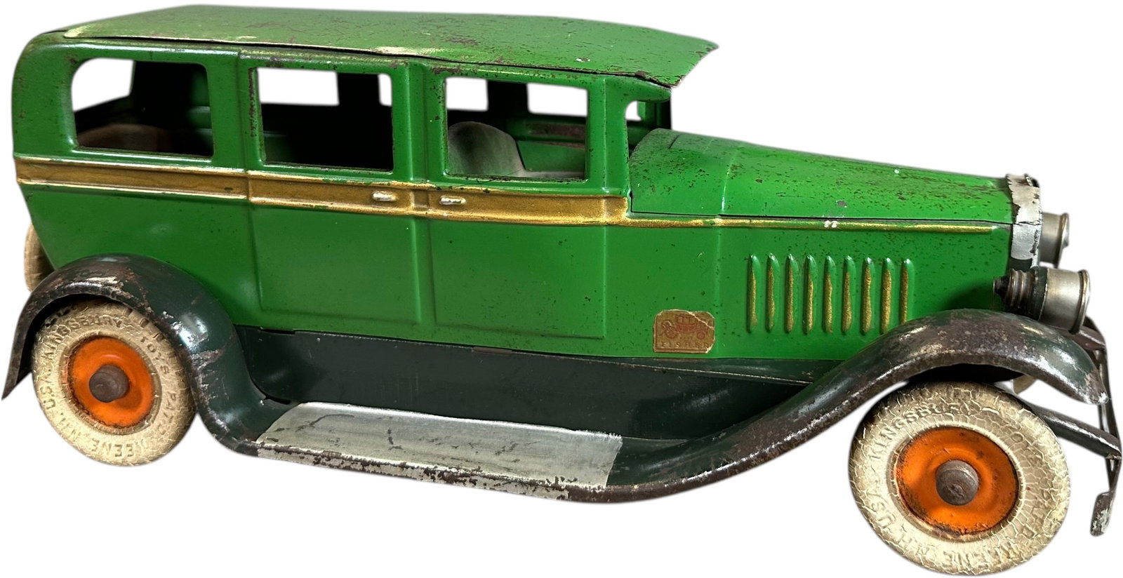 KINGSBURY 300 SERIES SEDAN (1 of 9)