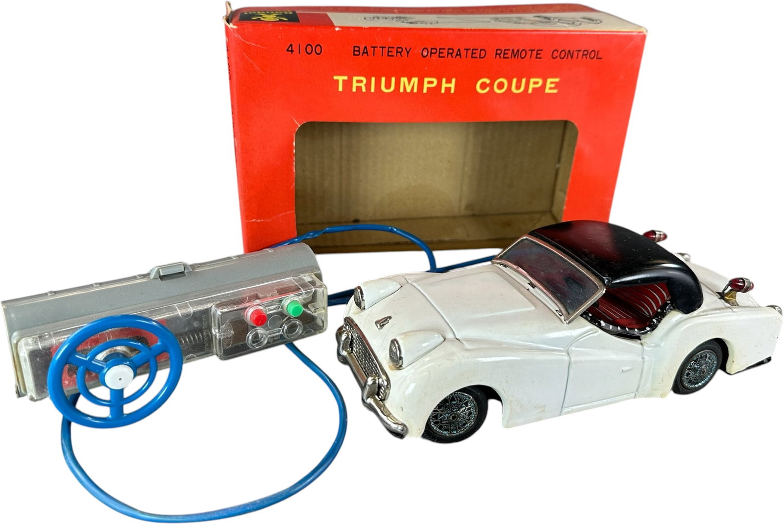 BOXED BANDAI TRIUMPH COUPE W/ REMOTE CONTROL (1 of 12)