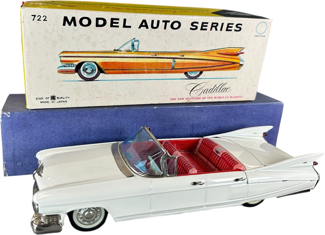 BOXED BANDAI CADILLAC CONVERTIBLE (1 of 10)