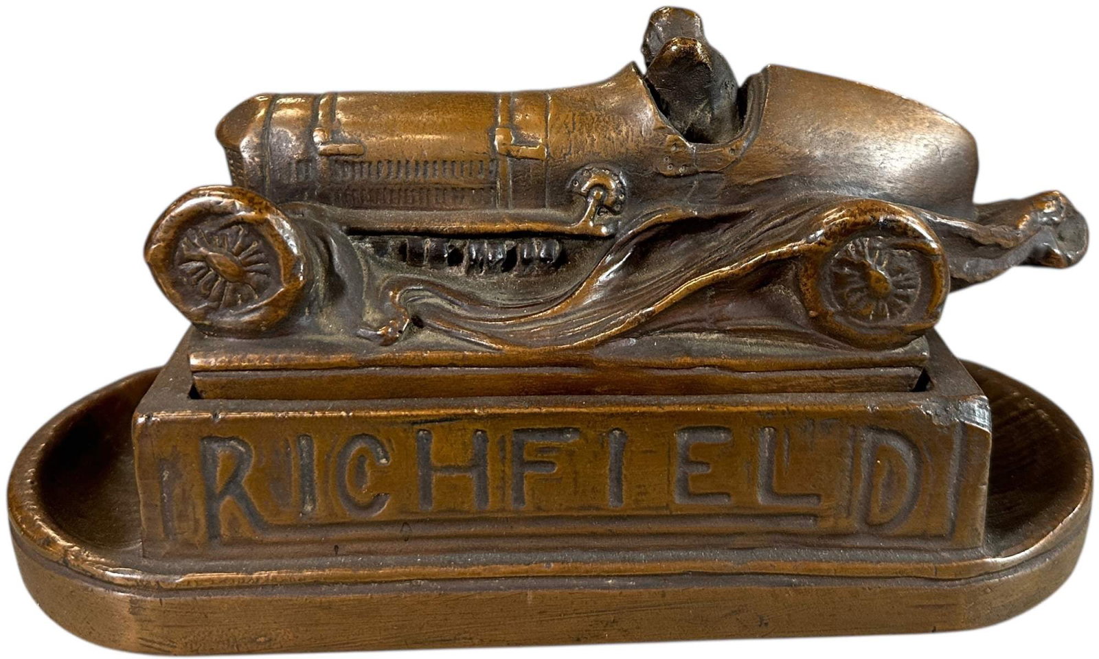 RICHFIELD RACING CAR TOBACCO JAR (1 of 10)