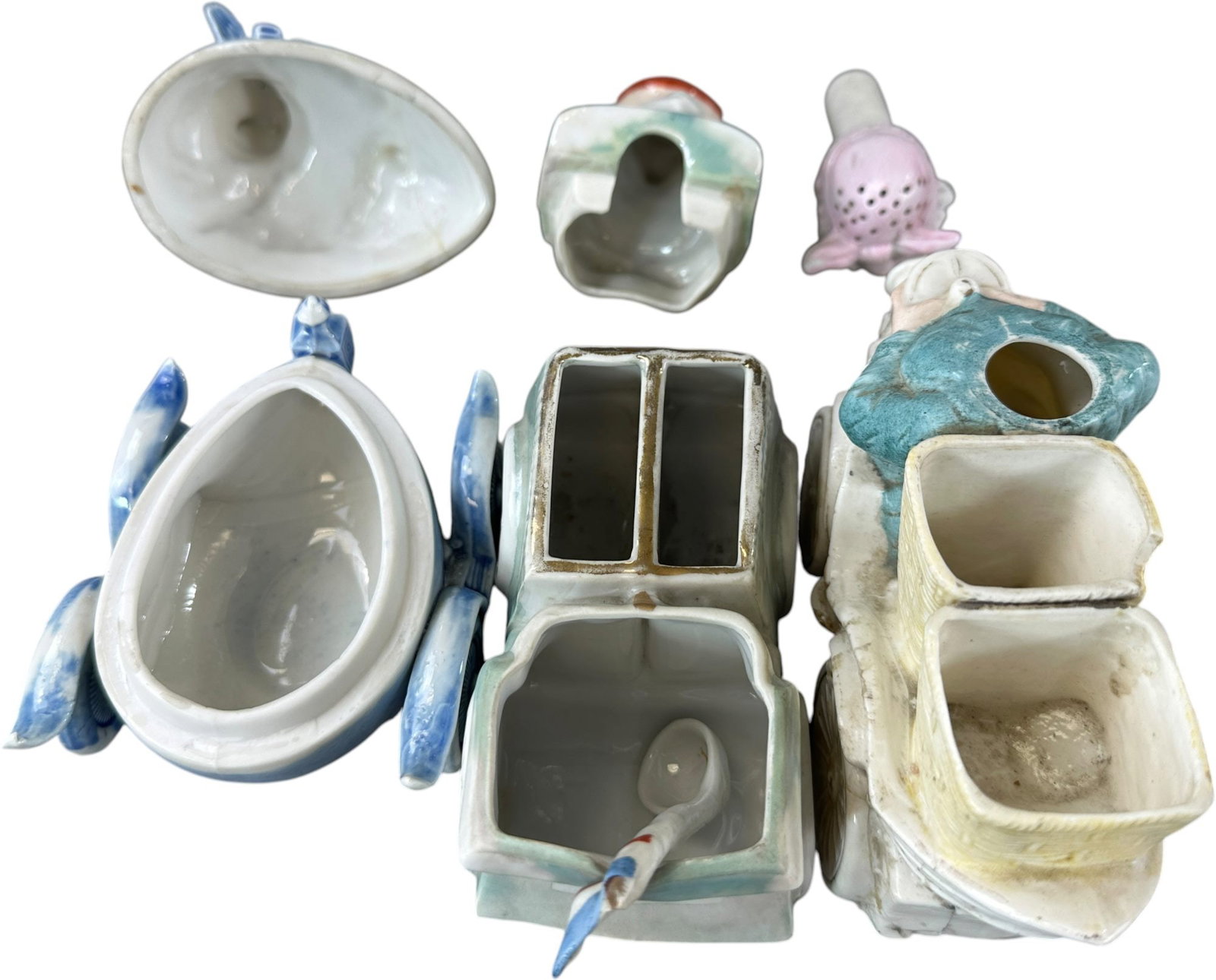FIVE CERAMIC AUTOMOTIVE THEME CONDIMENT SETS - 10