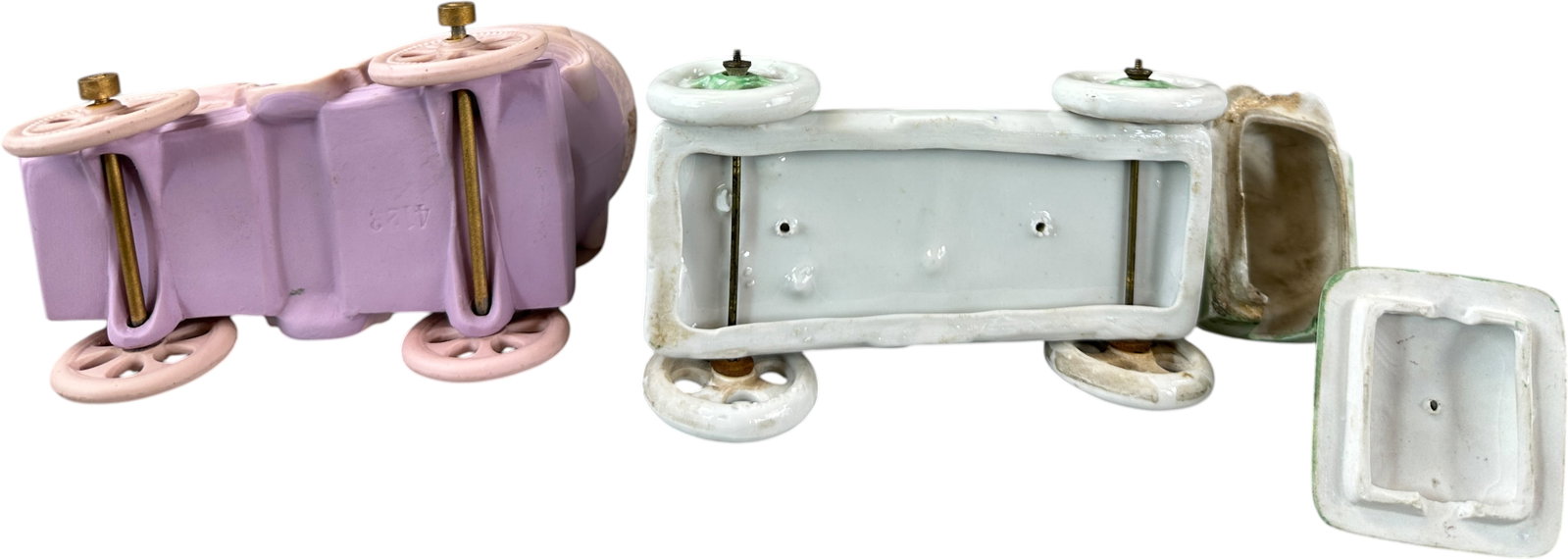 FIVE CERAMIC AUTOMOTIVE THEME CONDIMENT SETS - 19