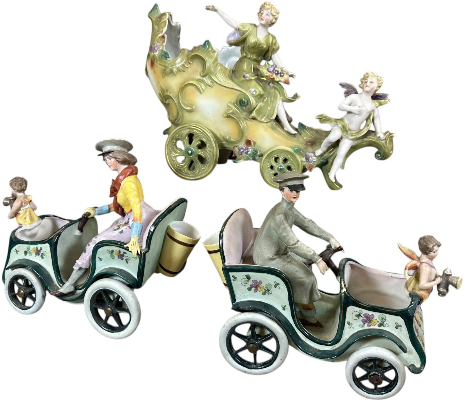 THREE PORCELAIN AUTOMOTIVE DESK ITEMS (1 of 5)