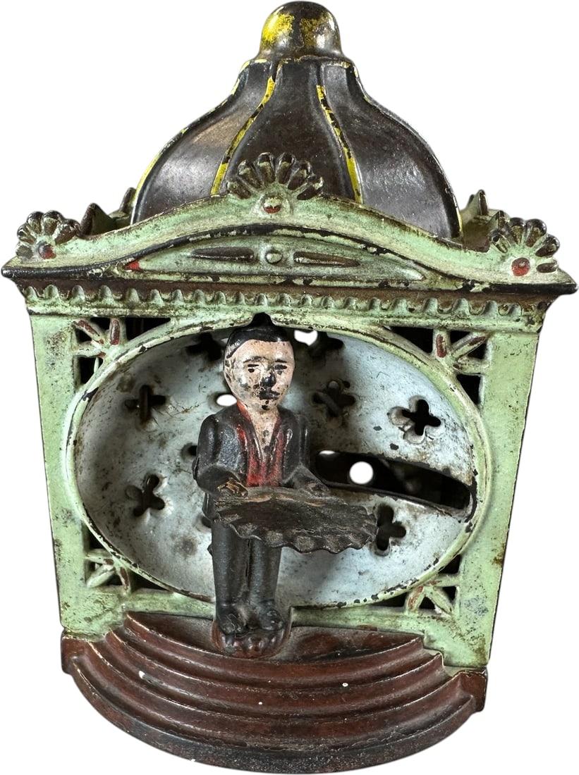HALLS LILLIPUT MECHANICAL BANK (1 of 8)