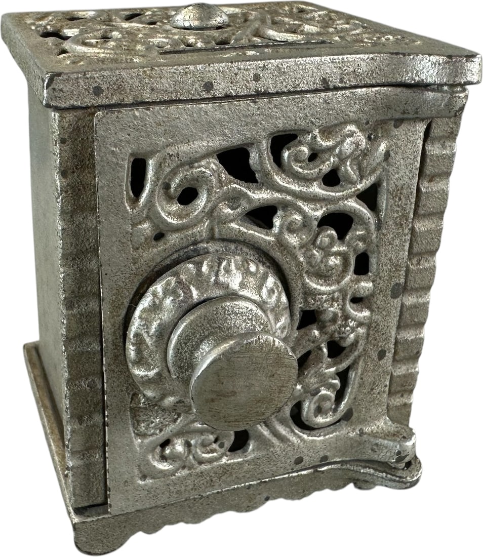 GREY IRON SCROLLWORK SAFE STILL BANK (1 of 6)