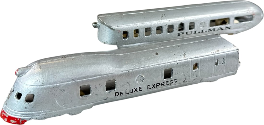 ARCADE DELUXE EXPRESS PULLMAN TRAIN (1 of 9)