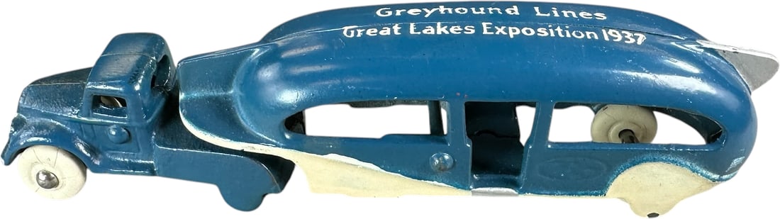 ARCADE GREAT LAKES 1937 EXPOSITION BUS (1 of 10)