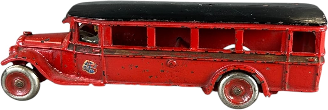 ARCADE PARLOR COACH BUS - 5