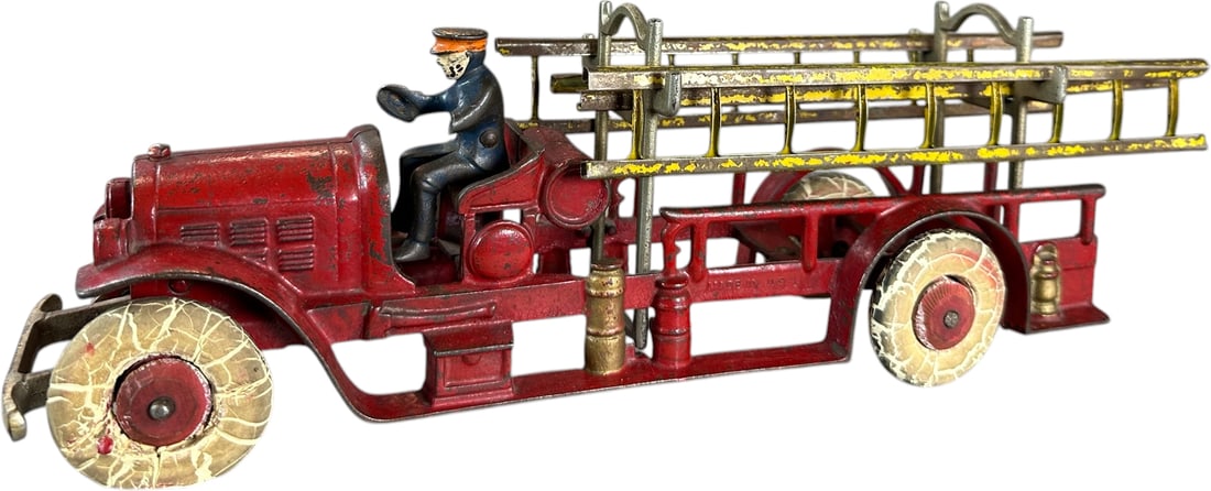 LARGE KENTON FIRE LADDER TRUCK (1 of 8)