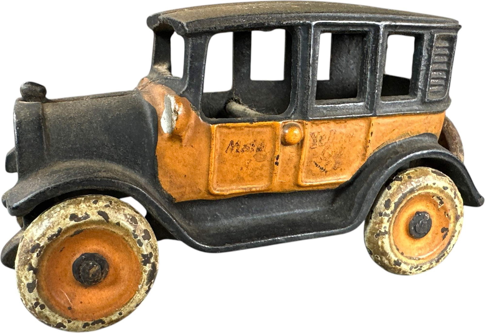 ARCADE NEW ORLEANS YELLOW CAB TAXI: 407. ARCADE NEW ORLEANS YELLOW CAB TAXI | Ex: Tony Lasala Collection. | 5" l. | (Very Good to Excellent Condition) | $250 - $500