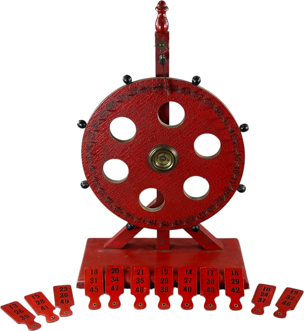 TABLE TOP AMUSEMENT WHEEL GAME (1 of 9)