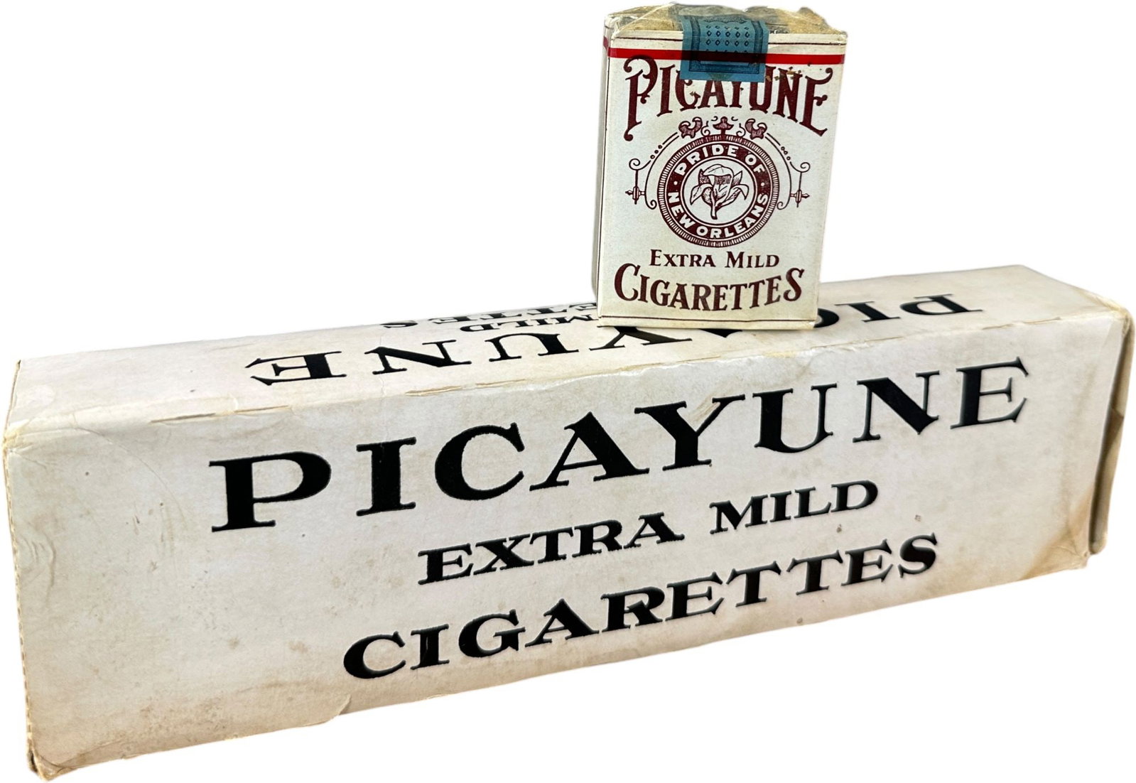 PICAYUNE FULL CARTON CIGARETTES: 129. PICAYUNE FULL CARTON CIGARETTES | 10.5" l. case | (Excellent Condition) | $200 - $400