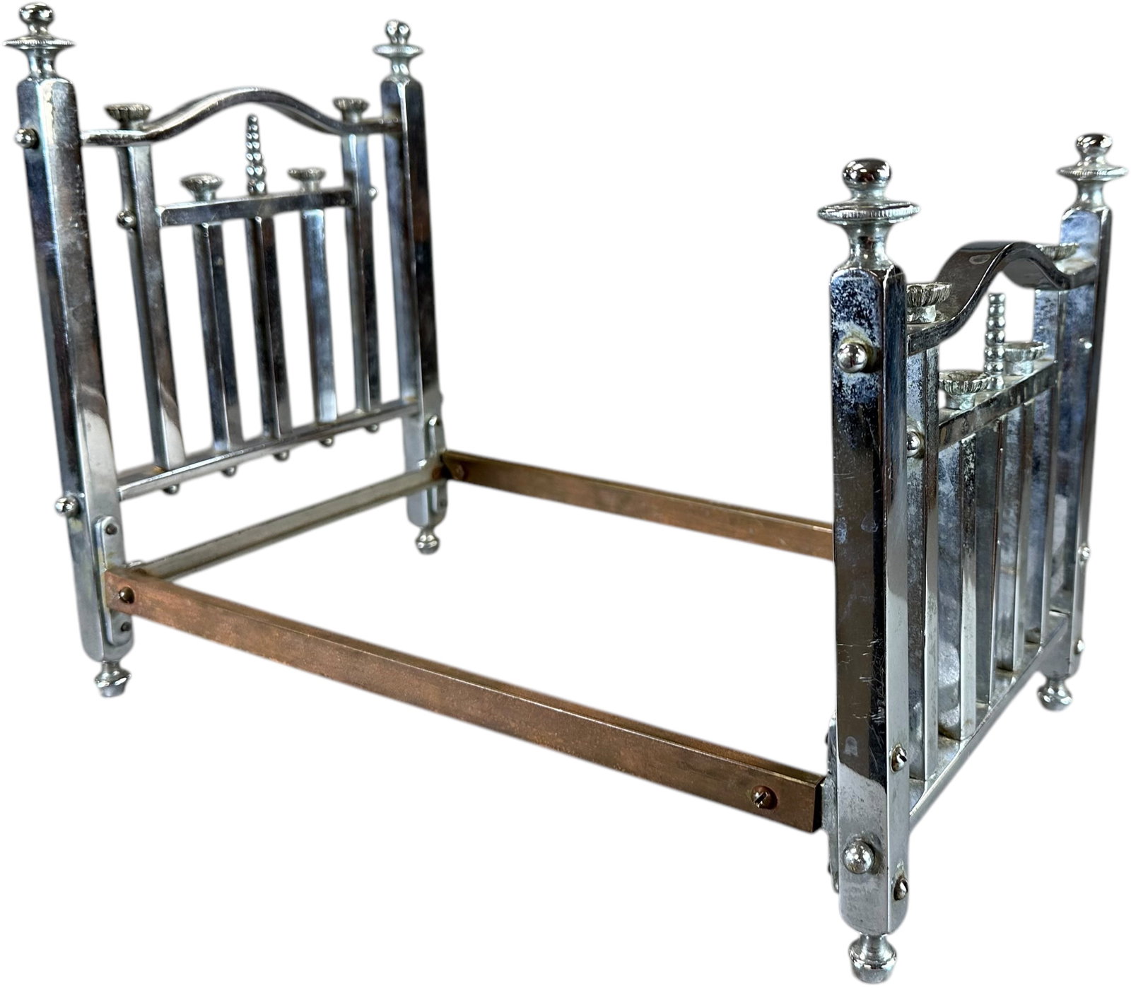 SALESMAN SAMPLE BED FRAME (1 of 7)