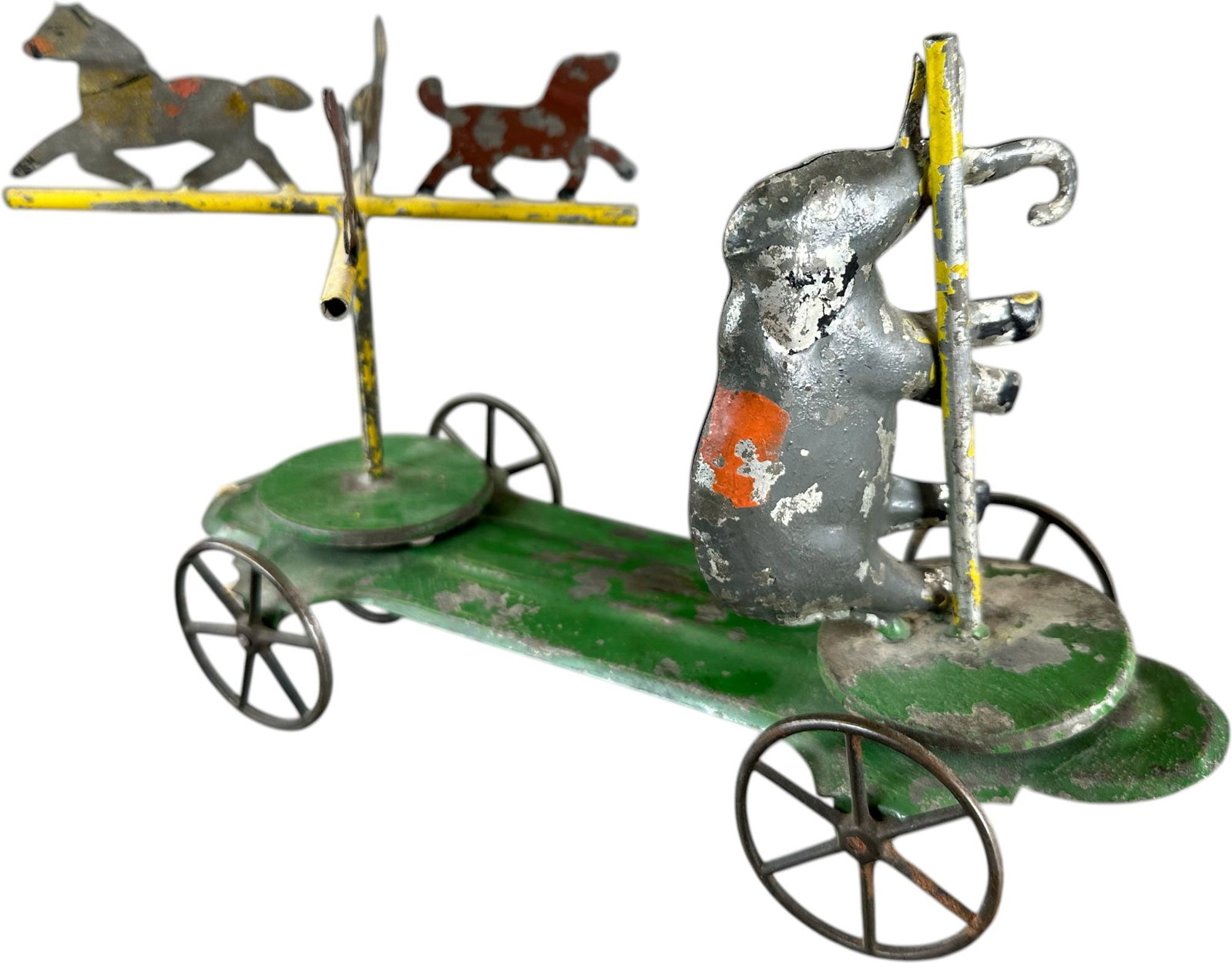 CIRCUS ANIMALS ON PLATFORM - 5