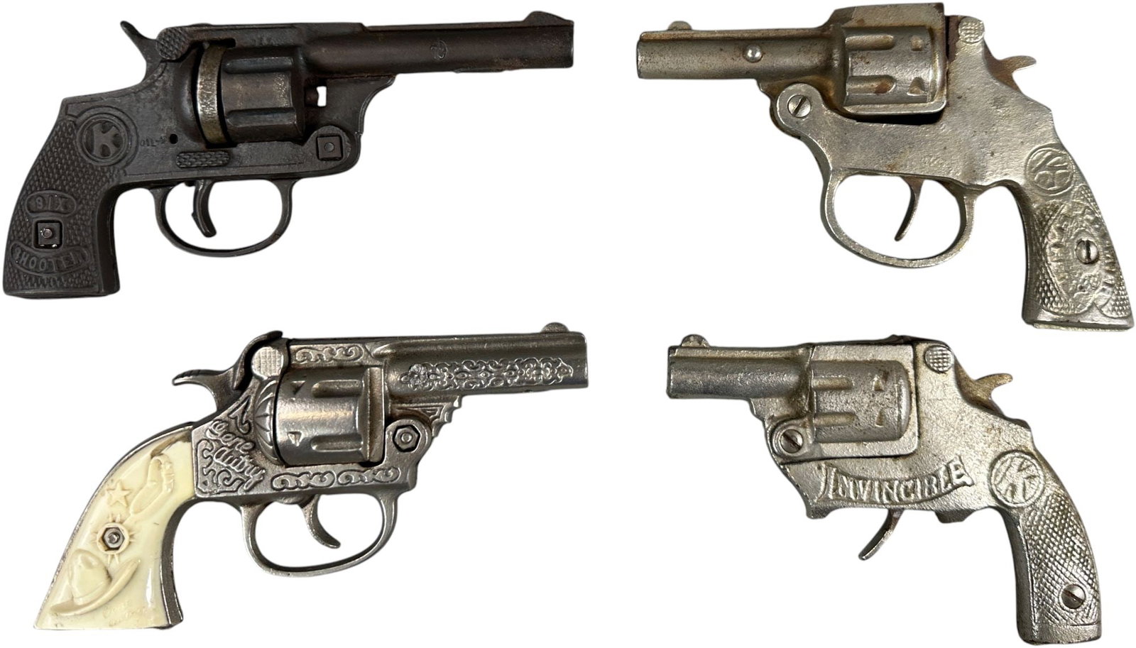 GENE AUTRY, SIX SHOOTER AND TWO KILGORE CAP GUNS (1 of 4)